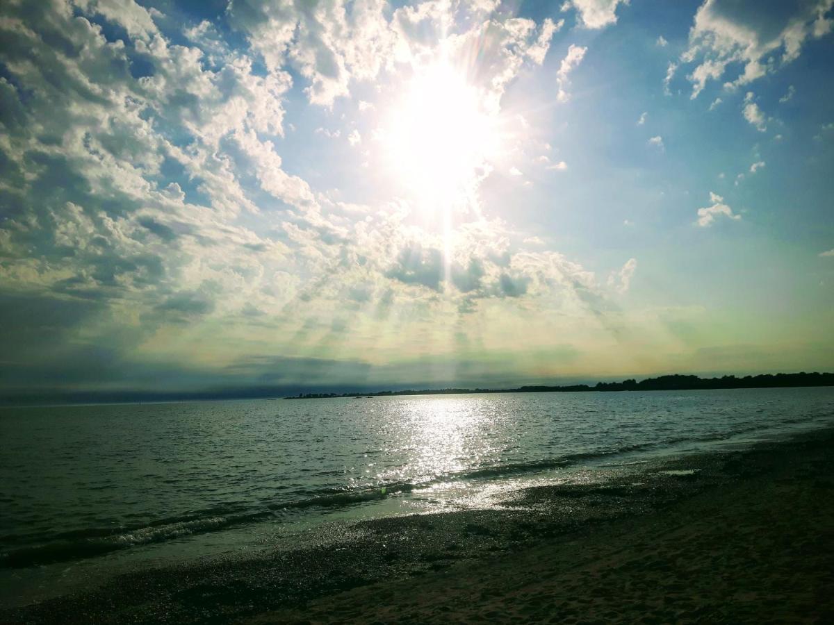 Ty Betahon - 200M De La Plage アンボン エクステリア 写真
